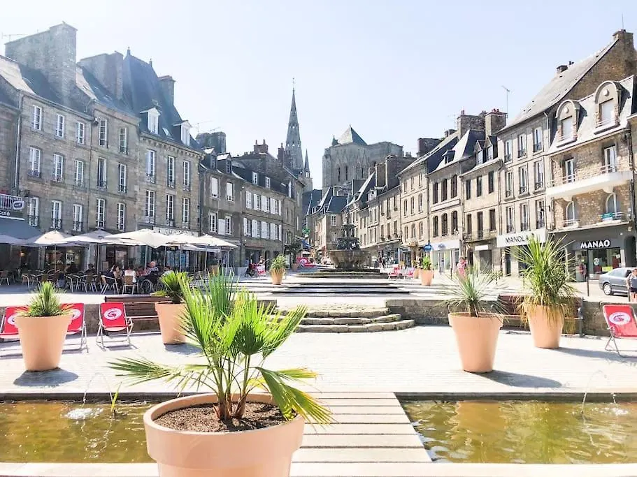 New L'Industriel Lumineux Au Coeur De Guingamp Apartman 0*,
